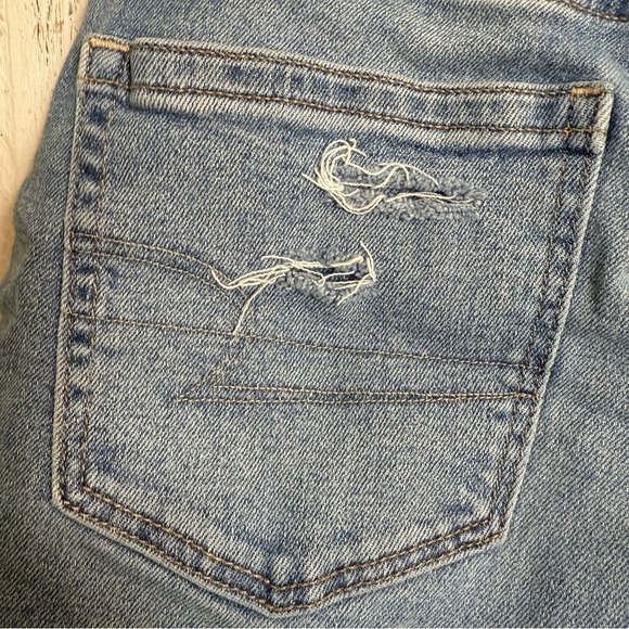 American Eagle High Waist Cut Off Distressed Jean Shorts Raw Hem Size 0 Grunge - Picture 9 of 11